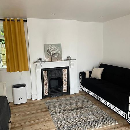 A Lovely One Bed Flat In North Finchley Eksteriør billede