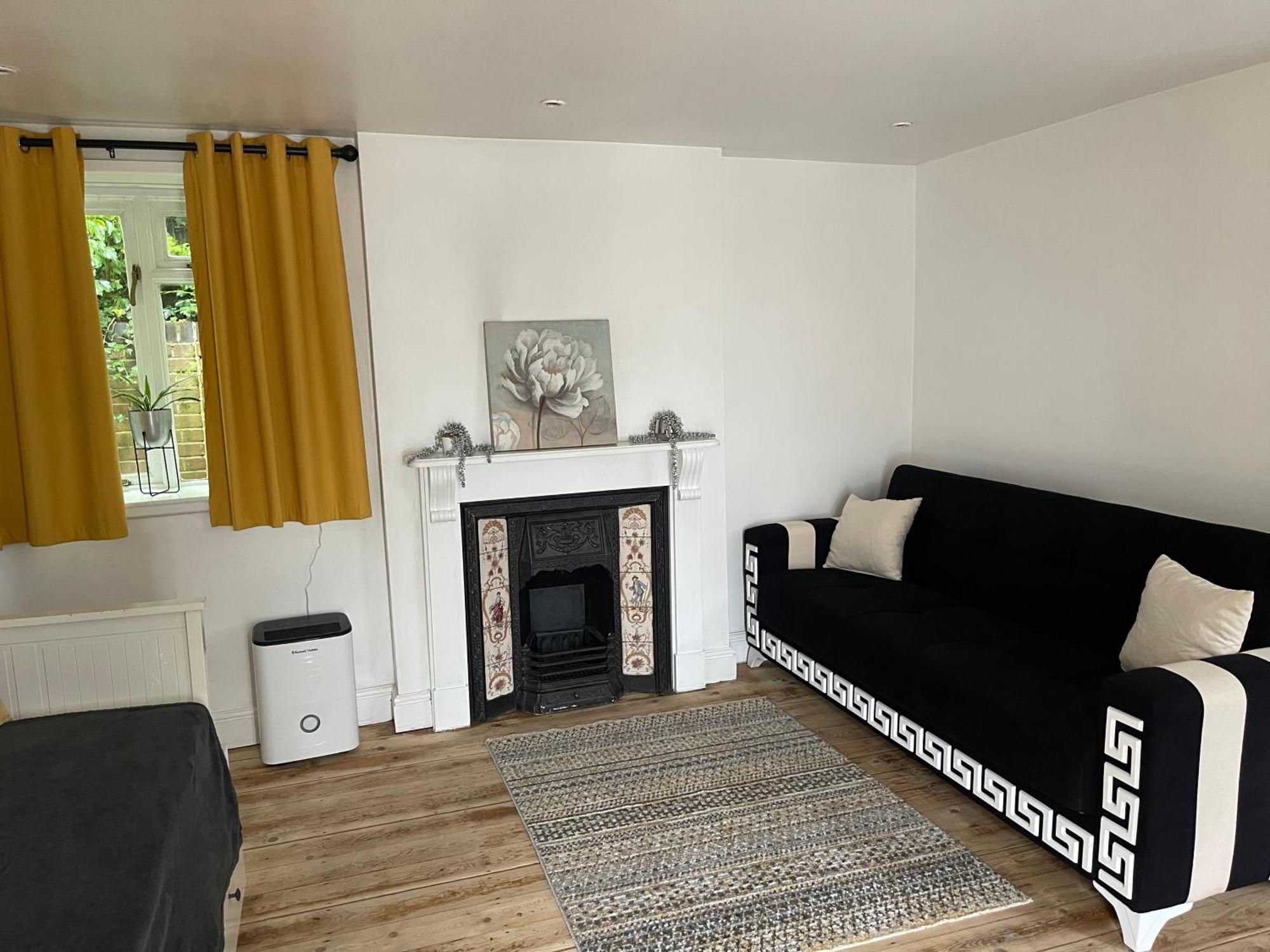 A Lovely One Bed Flat In North Finchley Eksteriør billede